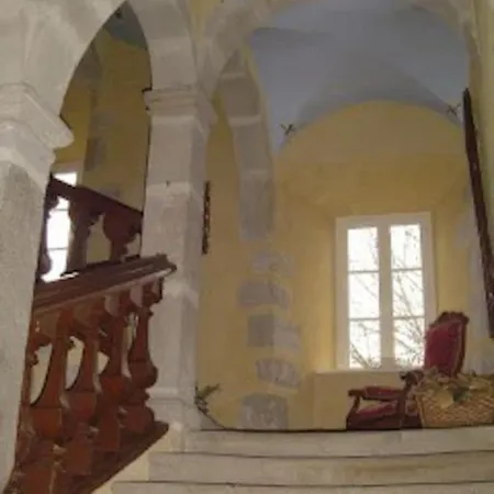 Holiday home Belle Et Confortable Demeure Du Xvii Eme Siecle *